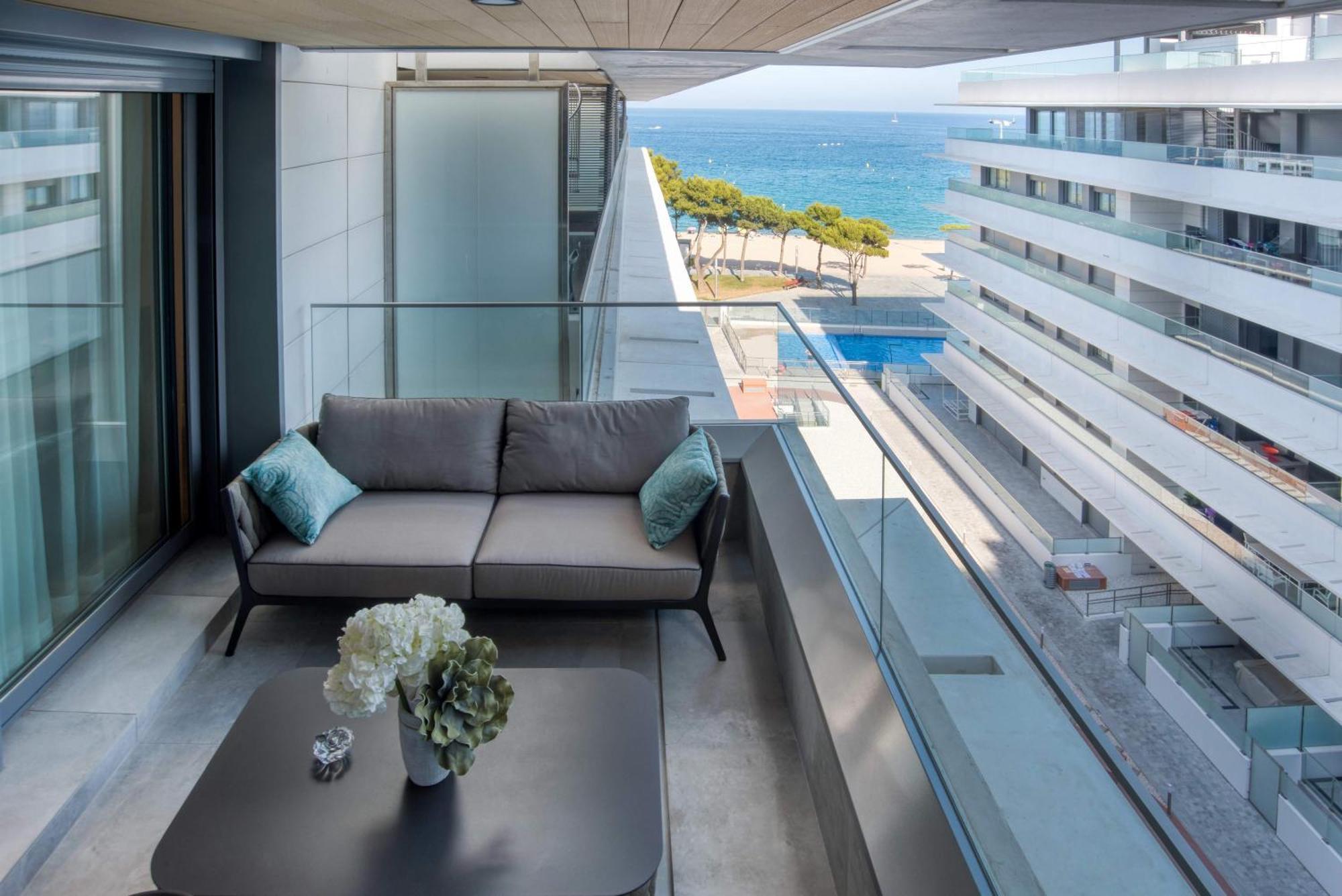 Penthouse On The First Line Apartment Platja d'Aro Luaran gambar