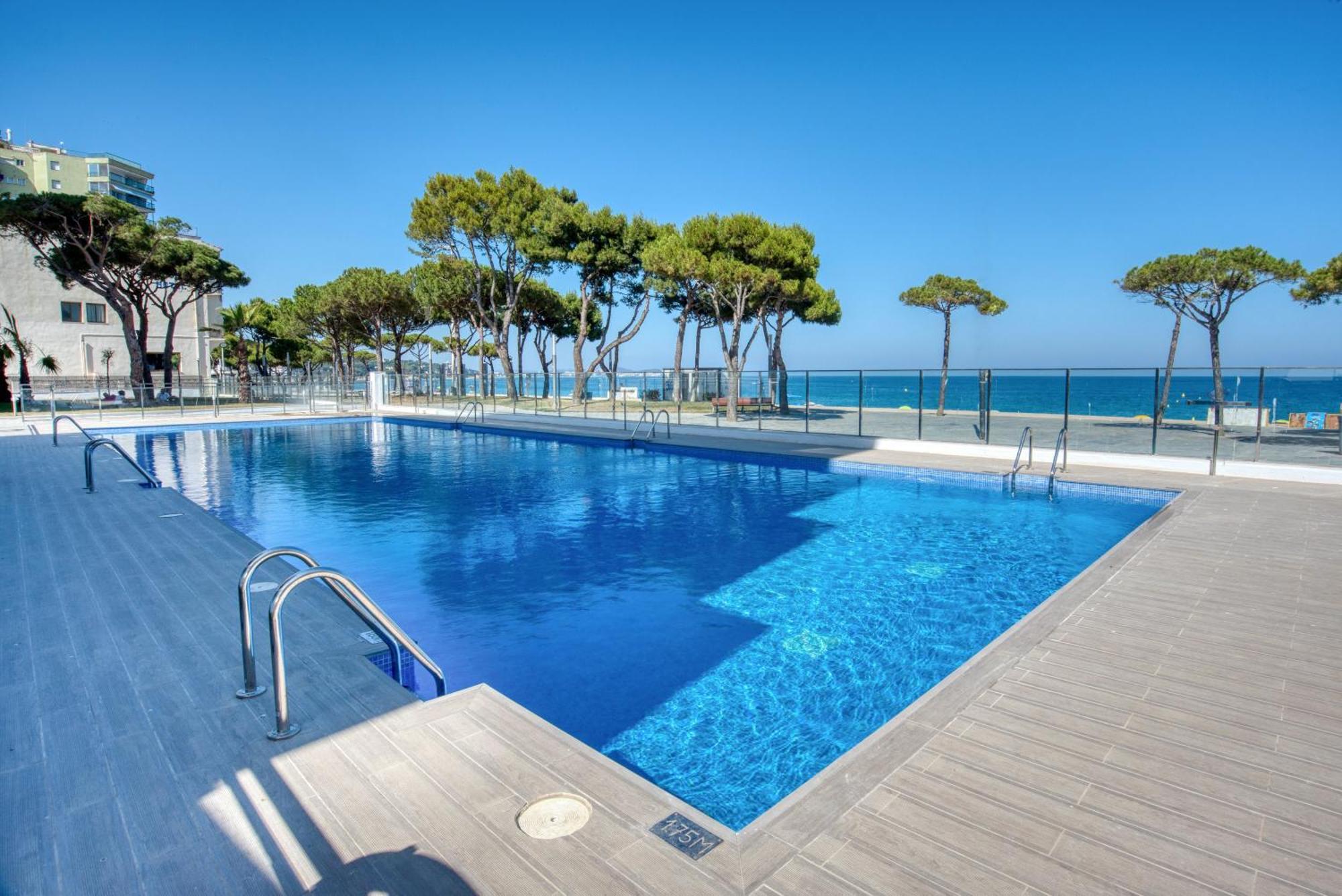 Penthouse On The First Line Apartment Platja d'Aro Luaran gambar